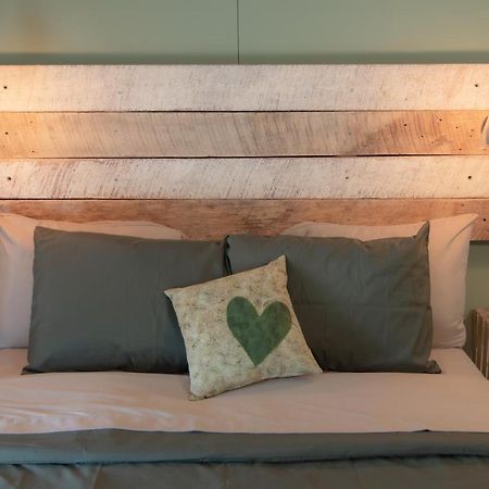 The Green Heart Inn Kingsville Buitenkant foto